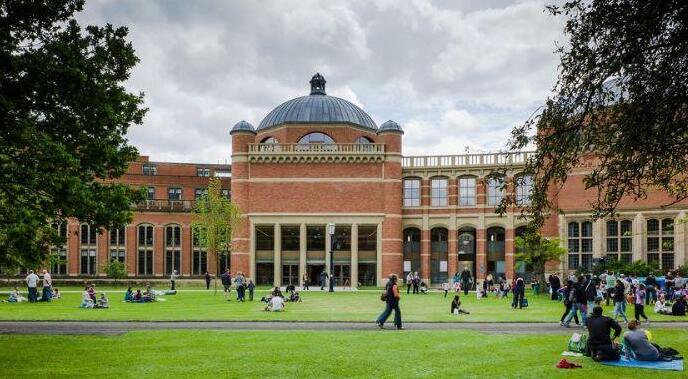 伯明翰大学大一会计与金融补习