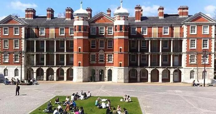 英国伦敦艺术大学University of arts of London大三艺术预习