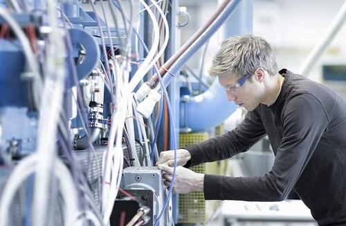 帝国理工电子电气工程辅导：EEE学士学位具体课程