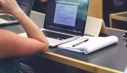 留学上课听不懂?这些方法帮你消化知识!