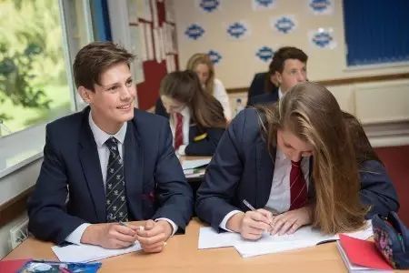 英国辅导班：英国计量经济学作业辅导