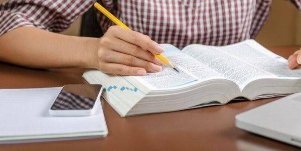 英国大学补课机构;留学大作业辅导