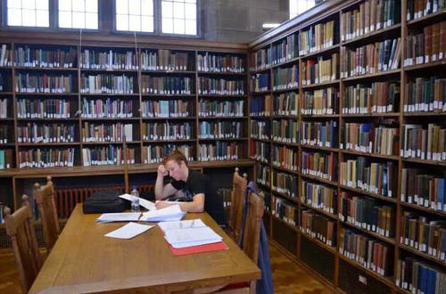 英国班戈大学会计班戈考前辅导