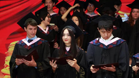 英国留学毕业生如何论文作业收尾？
