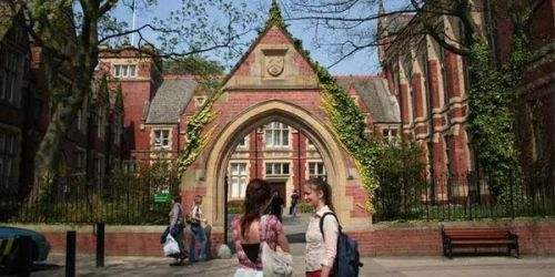 利兹城市大学