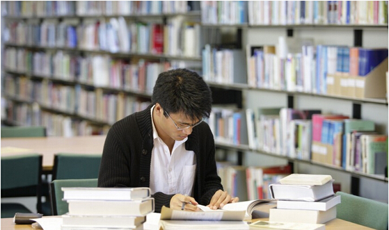 对金融留学生论文作业选题的几点建议