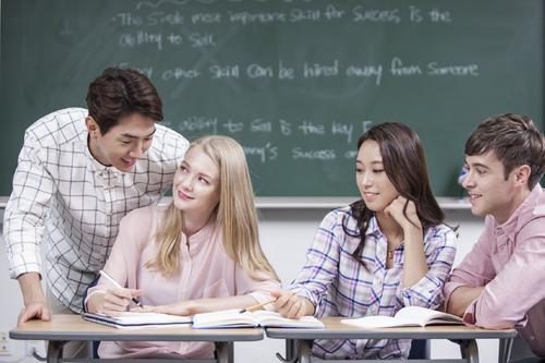 留学学术英语辅导：出国前需要做好哪些学术知识储备
