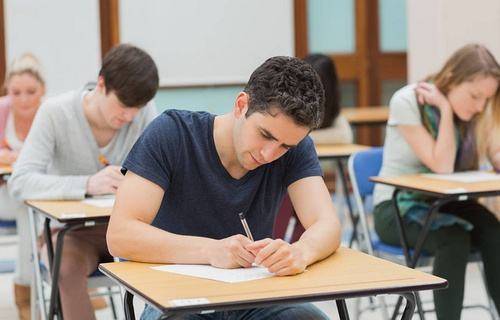 留学生硕士华威大学微观经济学之英国