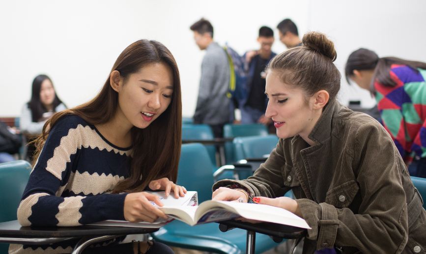 美国留学生怎么写期末essay?