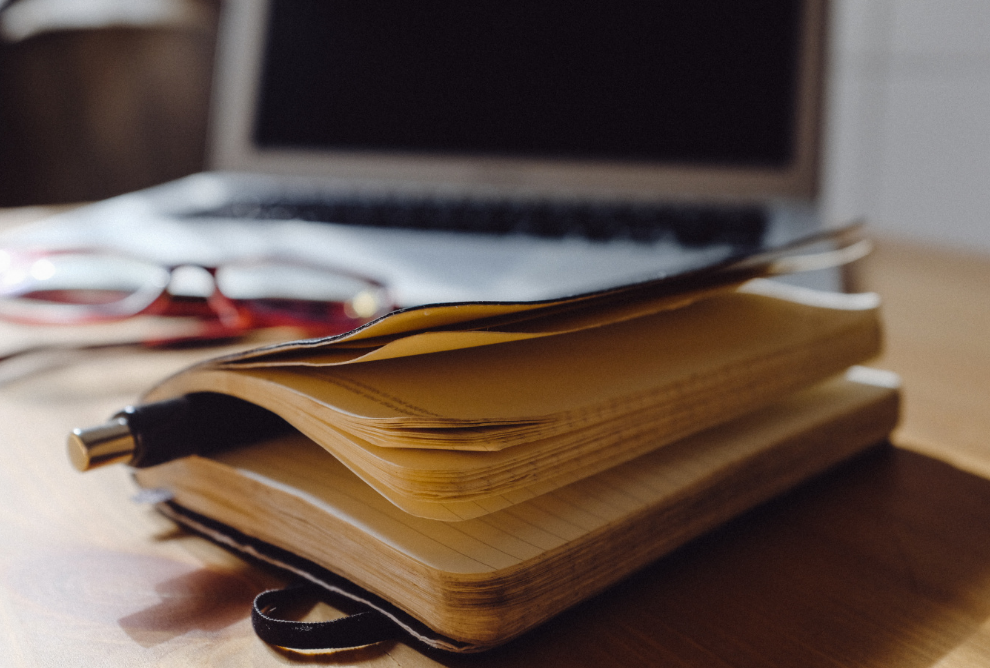 留学生怎样写论文段落结构?