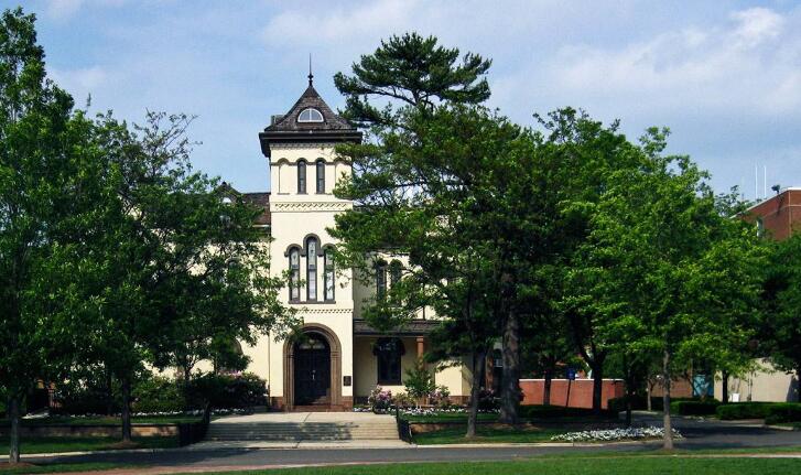 罗格斯新泽西州立大学金融分析