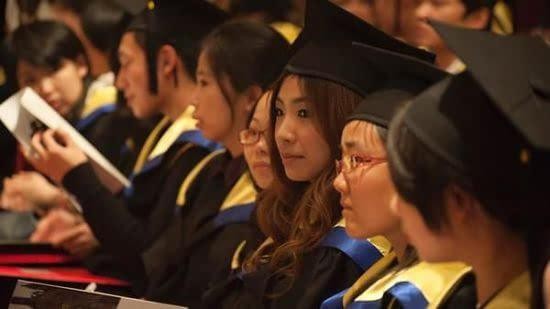 美国大学挂科辅导——美国留学挂科了怎么办？