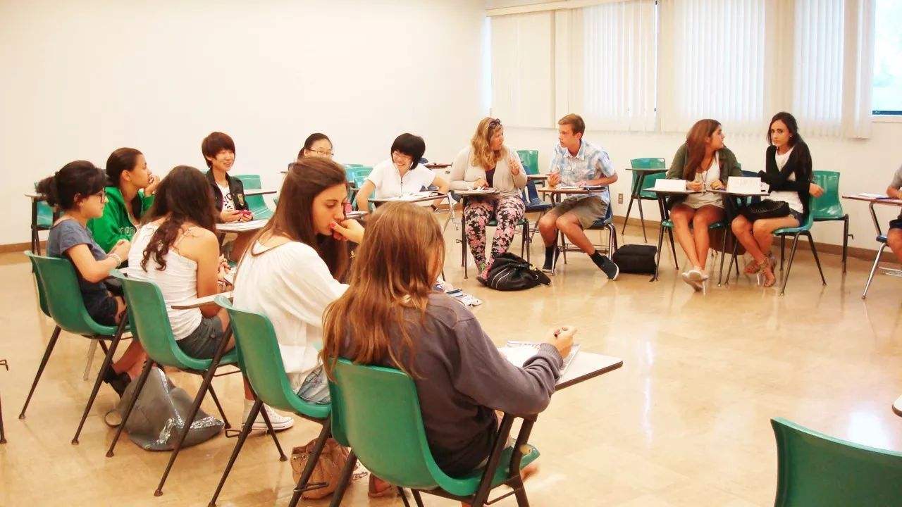 美国高中课程预习：美国高中和国内的高中有什么不一样？