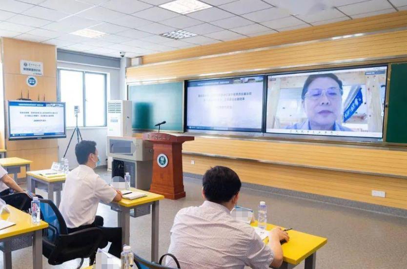 后疫情时代，世界高等教育迎来哪些变化挑战?